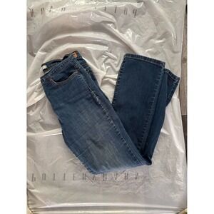 Levi's‎ Women's Slimming Straight 612 Jeans size 8
